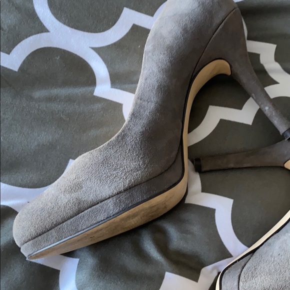 Grey suede stilettos. - Picture 2 of 5